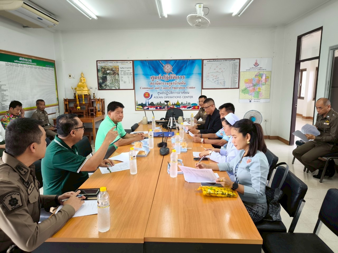 วันที่ 9 เมษายน 2568 เวลา 13.30 น. ประชุม คณะกรรมการ กต.ตร.สภ.บ้านหัน ณ ห้องประชุมชั้น 2 